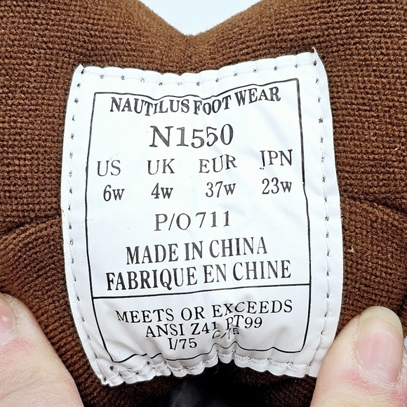 Nautilus Women's Steel Toe Safety Work Shoes NWT 6 Wide - Picture 4 of 16